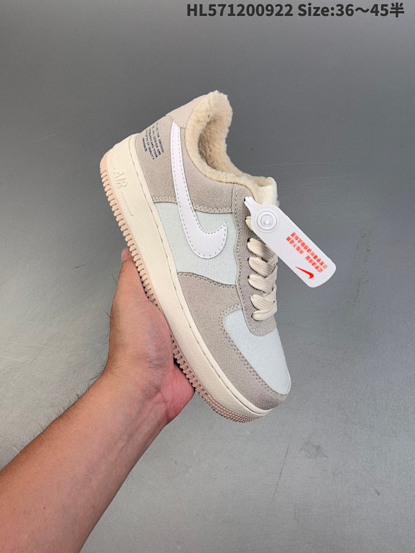 Air Force 1 Low DO7195-025 EUR
