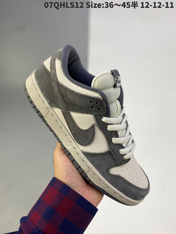 DUNK LOW SB