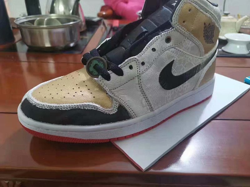 CLOT x Air Jordan 1 Mid'Fearless CU2804 100