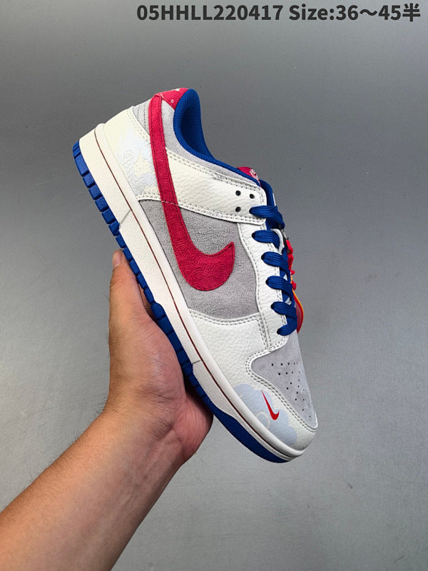 SB Dunk Low CR8033-504