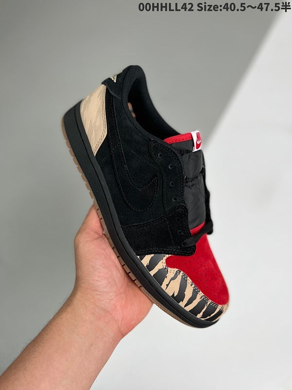 SoleFly x Air Jordan1 Low "Carnivore" Low