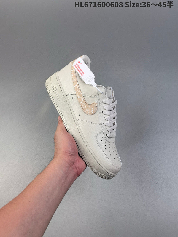AIR FORCE 1‘07 Low iH2051-072
