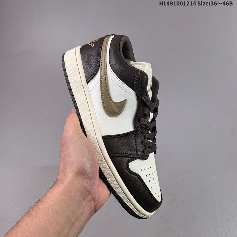 Air Jordan 1 Low Low IH0823-611