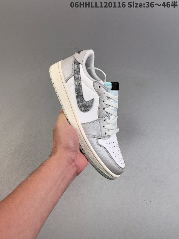 Air Jordan 1 Low OG " /CNY" Low Édition Limitée AJ1 1 HF3144-100