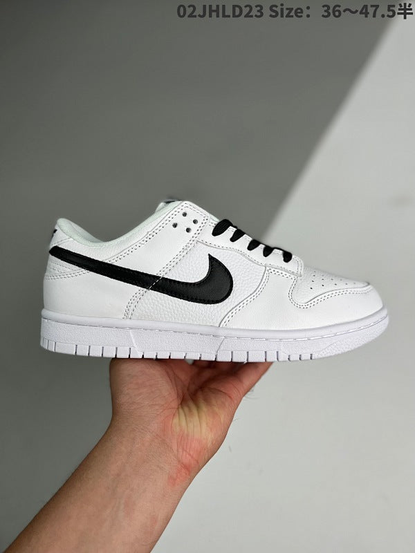 SB Zoom Dunk Low ‮ ⁠ ‬ Série ‮‬ ‮ ⁠ ‬